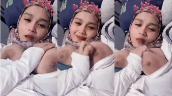Hijab Tobrut Cantik, Pap Remas Toket, Makin Diginiin Makin Tegang.