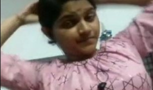 Mallu Tante Pose Nakal Selfie Bikin Greget