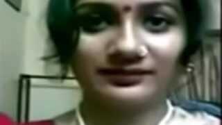 Nonton Video Binal Boudhi Bangla Bugil Goyang-goyang Depan Kamera, Siap Bikin Makin Tegang.