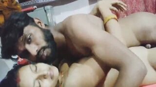 Pasangan Desa Ini Syuting Adegan Panasnya Di Film Biru India, Bikin Makin Greget Dan Bikin Ngiler!