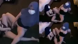 Tante Hijab Saling Colok Memek Sampai Basah Kencang