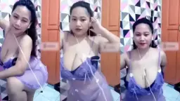 Tante Tobrut Goyangin Toket Gede Sampe Muncrat Keluar Semua