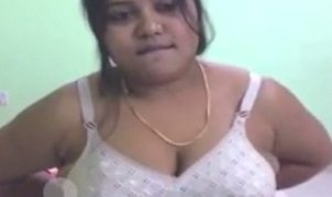 Tontonan Langsung Cewek India Bugil Dengan Gaya Erotis Yang Bikin Ngaceng