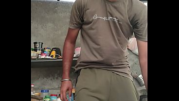 Cewek India Sendirian Muterin Kontol Kecilnya Yang Mungil, Bikin Ngiler.