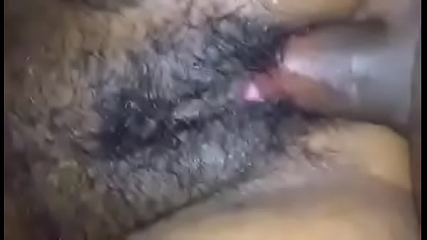 Cewek India Bikin Ngilu, Nge-goyangin Pinggul Basah Kuyup, Siap Digebukin Sampai Meraung.