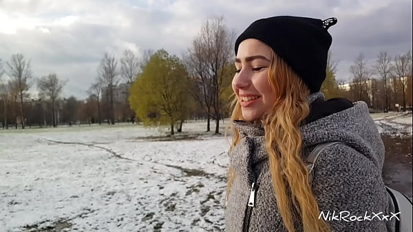 Bella Mur Digojlok Habis-habisan Demi Duit! Pickup Ala Rusia Yang Bikin Basah!